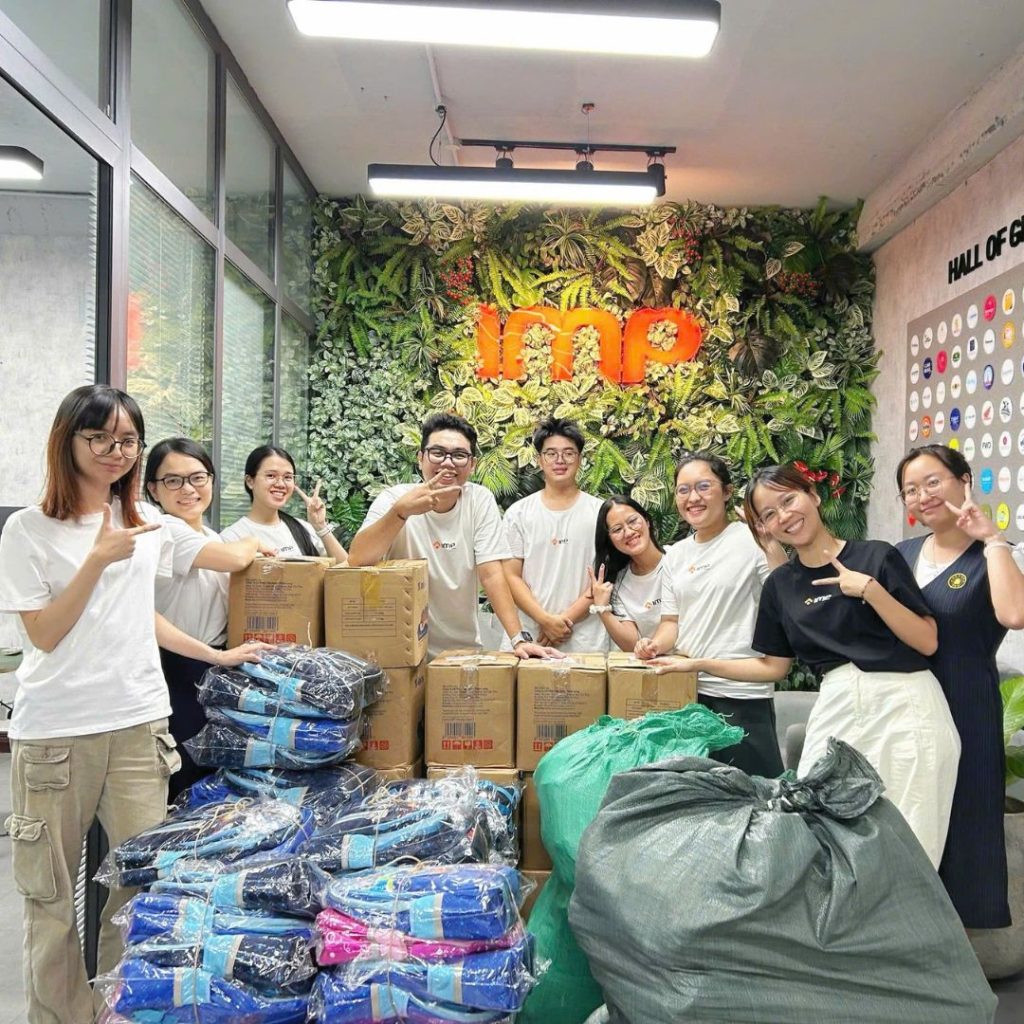 Sharing Warmth With Flood-Affected Children